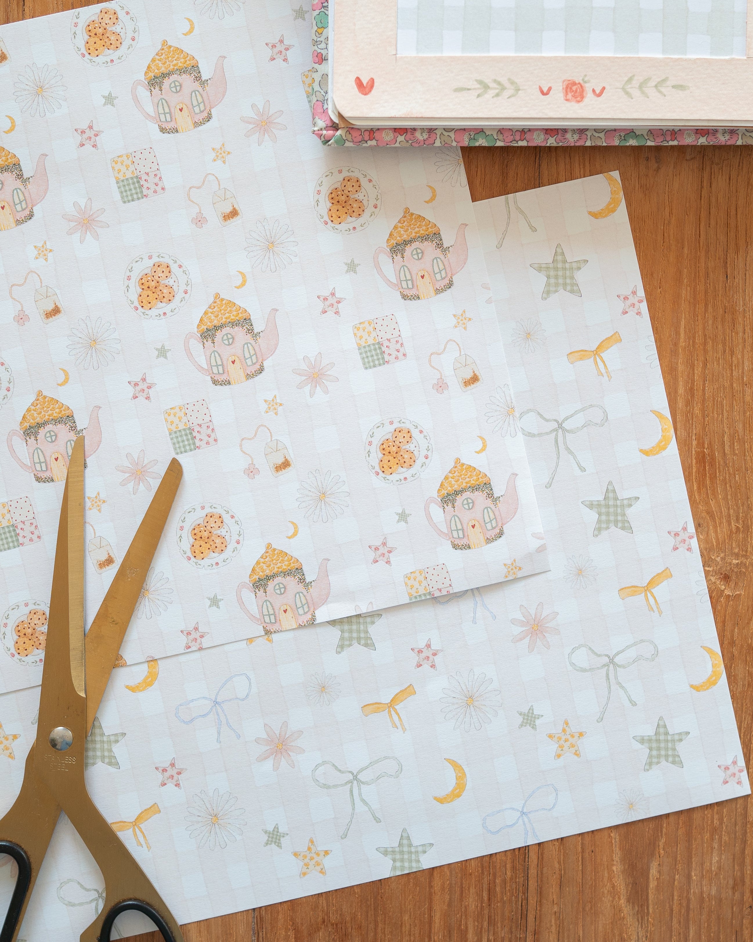 Lot de 2 papiers scrapbooking A4 - Cottage